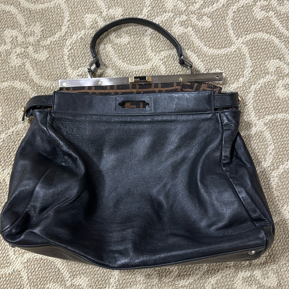 Authentic FENDI PEAKABOO large PLEASE READ